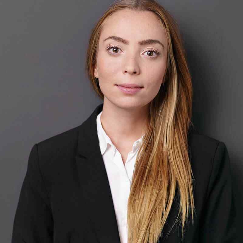 https://cabinet-tchamo.com/wp-content/uploads/2019/10/inner_team_03.jpg
